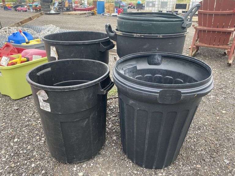 (5) Plastic Garbage Cans Albrecht Auction Service