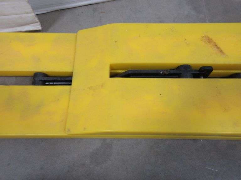 (2) Riviera Planer Boards for Fishing Albrecht Auction Service