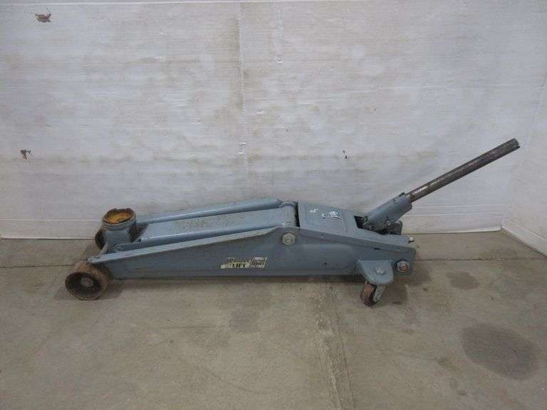 Floor Jack, SUV Series Blue Jack Albrecht Auction Service