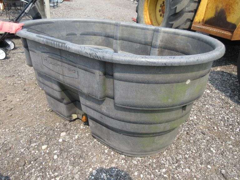 100Gallon Stock Tank for Cows Albrecht Auction Service