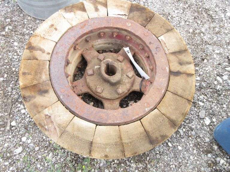 Line Shaft Wood Flat Belt Pulley, Used on Steam Powered Pulleys