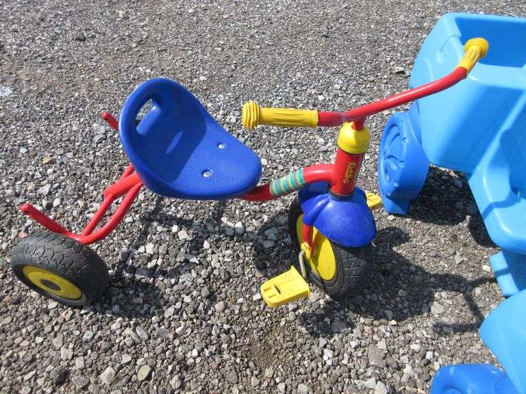 KiddiO Tricycle, Step Two Pick Up Sand and Water Play Center, and