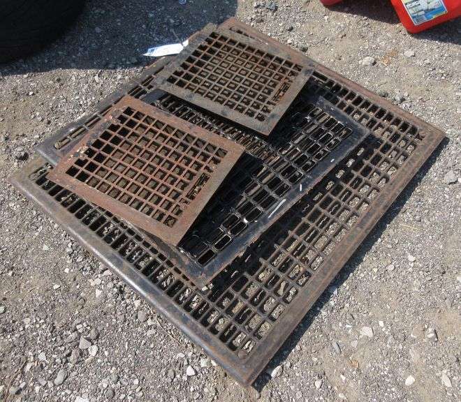 (5) Old Floor Vents Albrecht Auction Service