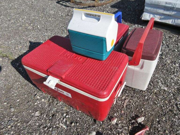 (4) Coolers Igloos, and Coleman Albrecht Auction Service