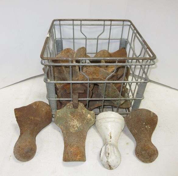 (16) Antique Cast Iron Bathtub Legs Albrecht Auction Service