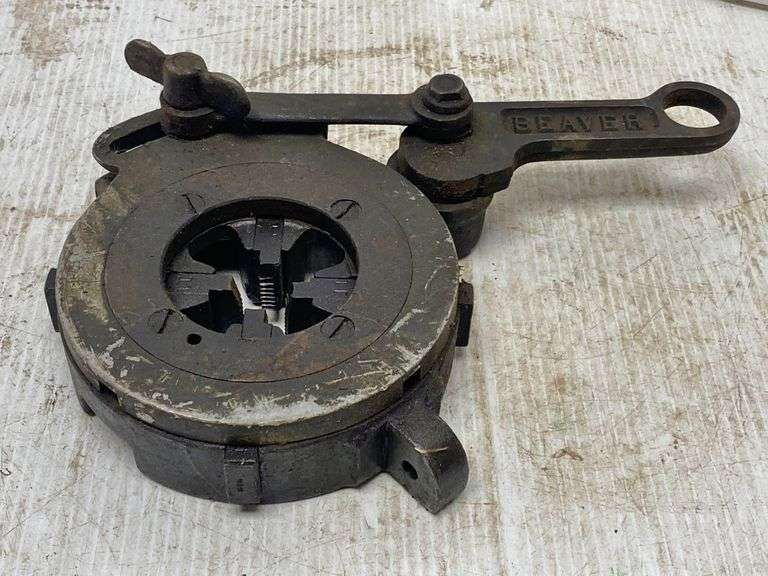 Beaver pipe threader die, 9"Dia, good Albrecht Auction Service