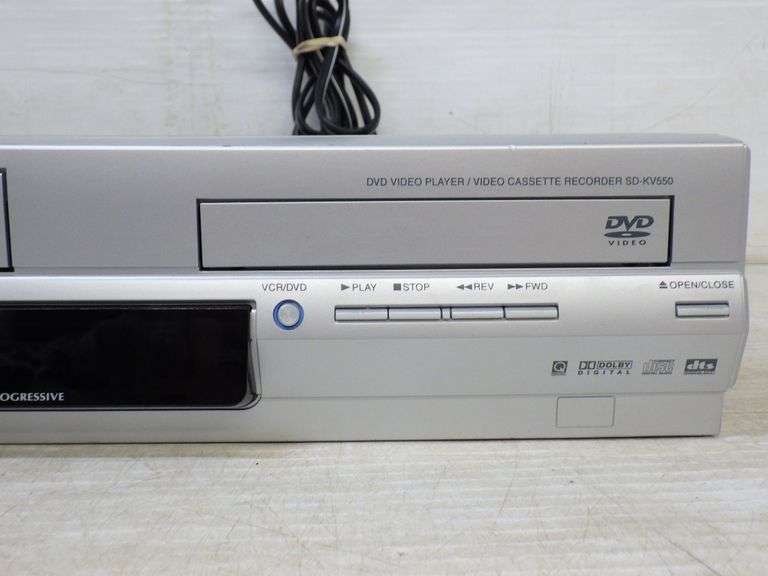 Toshiba VCRDVD recorder/player combo with built in analog TV tuner