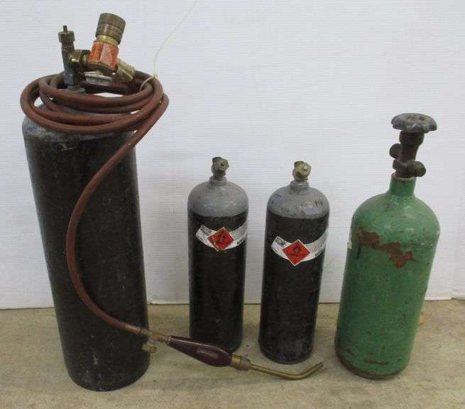 Acetylene torch rig; One BTank Acetylene; One Turbo torch, acetylene