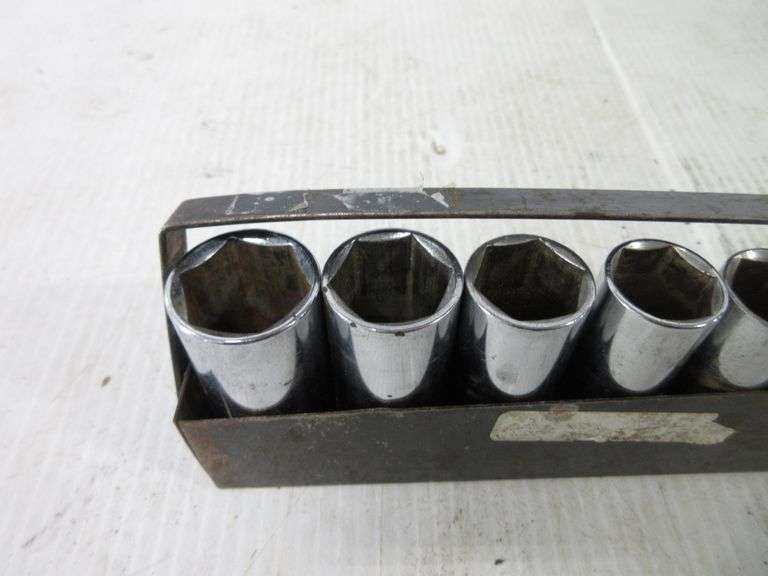 Craftsman 9piece deep well socket set, 3/8 to 7/8 6point socket, 3/8