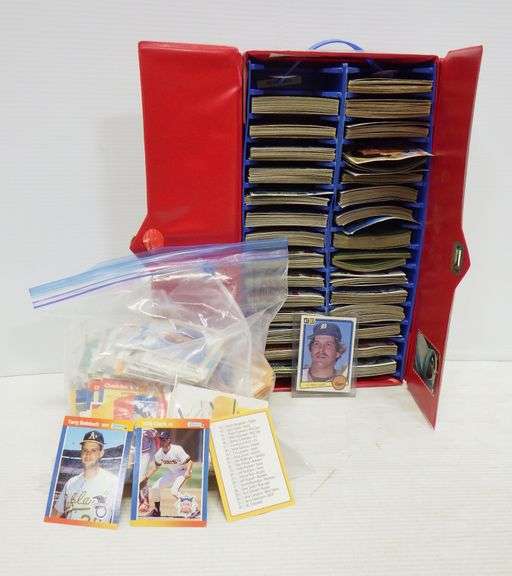 Approx. (200) Older baseball cards Albrecht Auction Service