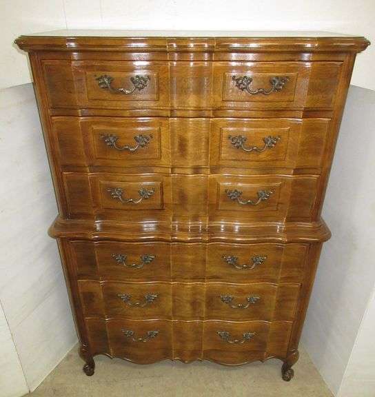 Thomasville 6drawer chest of drawers, solid wood, dovetailed drawers