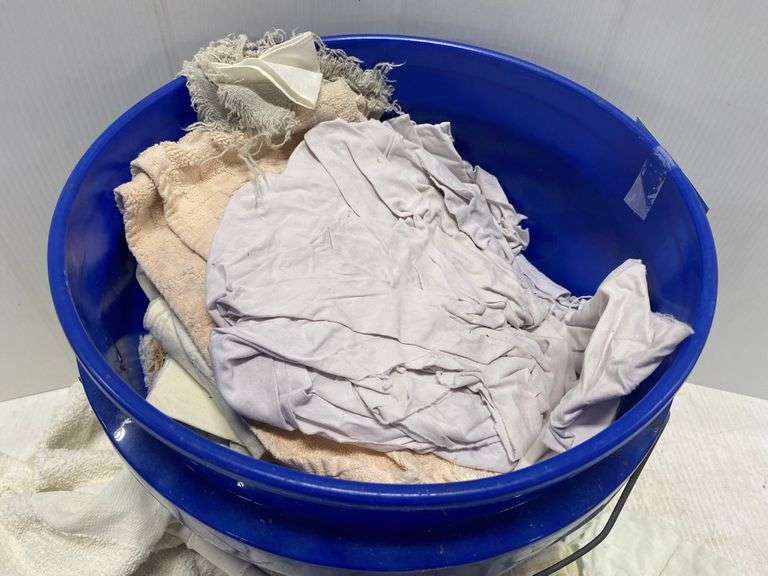 Bucket of clean rags Albrecht Auction Service