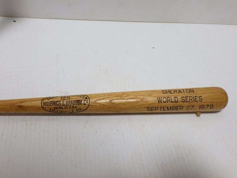 (4) Commemorative Minibats, includes 3 Hillerich and Bradsby