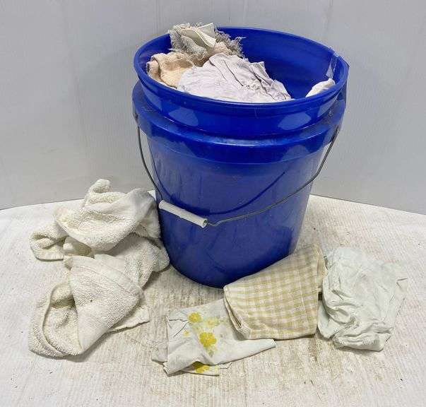 Bucket of clean rags Albrecht Auction Service