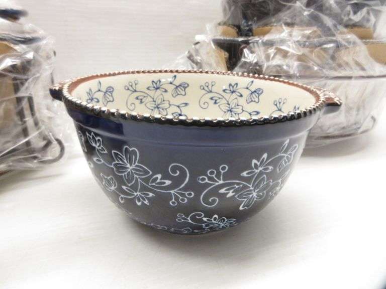 TempTations blue floral lace 13piece round baker set with lids and