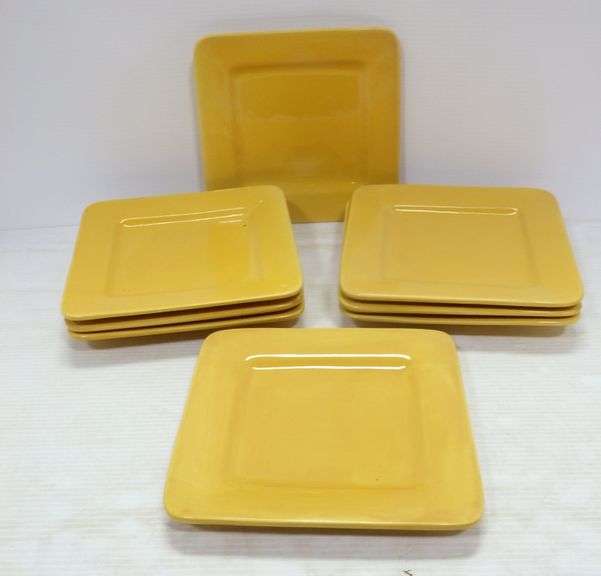 (8) Hand crafted tabletop gallery collection butter colored square