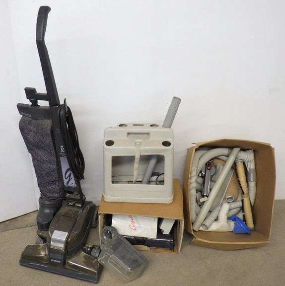 Kirby G4 80th Anniversary limited edition gold vacuum, includes all