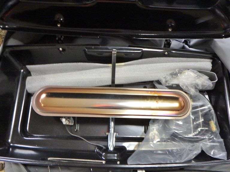 Vitco RVQ II Propane RV/Portable grill with carry bag, set up to mount