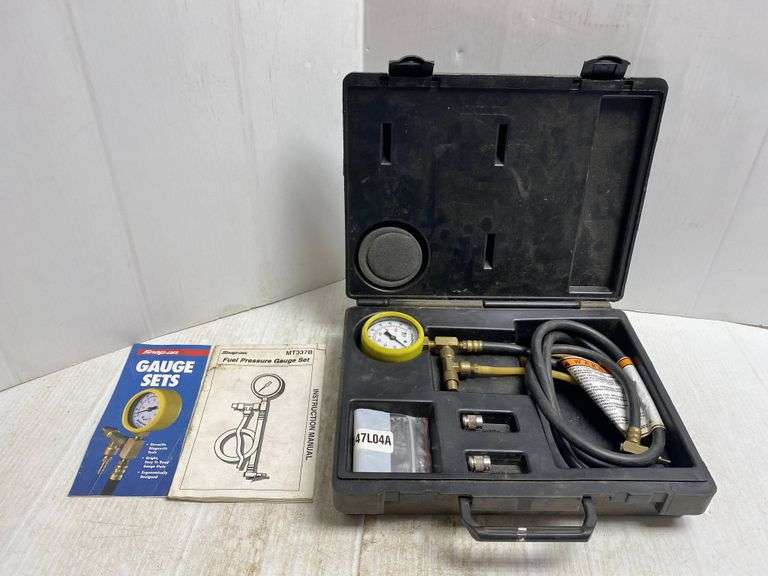 SnapOn fuel injection pressure gauge set Albrecht Auction Service