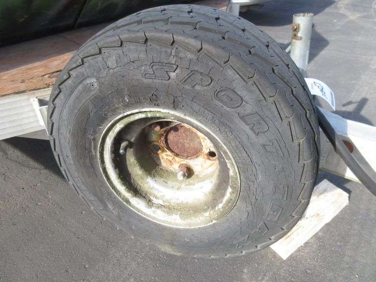 Triton Elite aluminum 4place snowmobile/ATV/Toy trailer, 8'W x 18 1/2