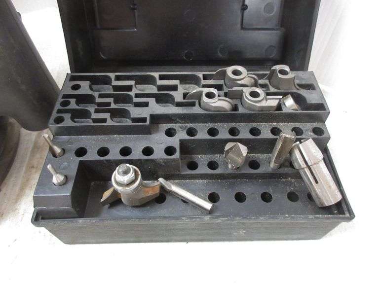 Craftsman professional router, 2 HP, single speed 1/2" collet, 9 AMP