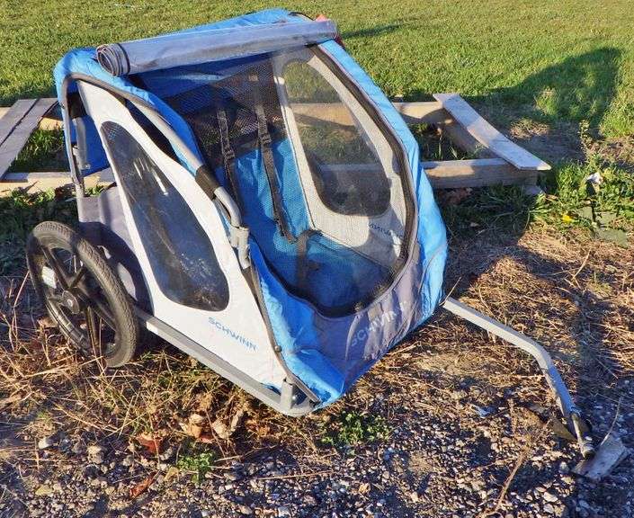 Schwinn pull behind bicycle child carrier, good condition Albrecht Auction Service