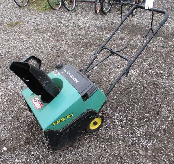 John Deere TRS21 Snow Thrower, last ran on Nov. 15, 2022, used, runs Albrecht Auction Service