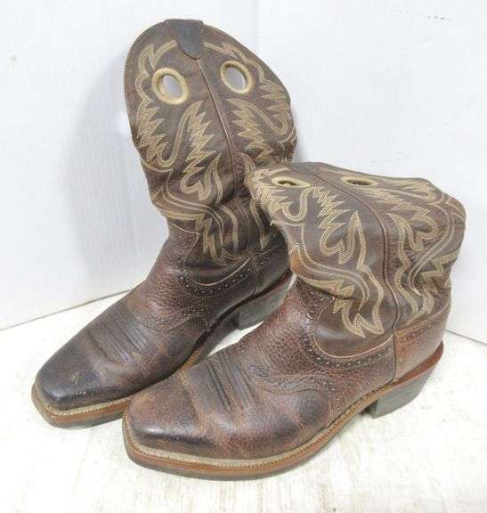Ariat mens cowboy boots, size 9.5 EE, great Albrecht Auction Service