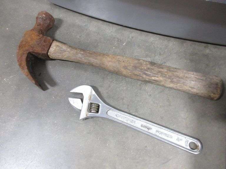 Wood box, contains 3/8" and 1/2" Ratchet set; Toolbox, contains