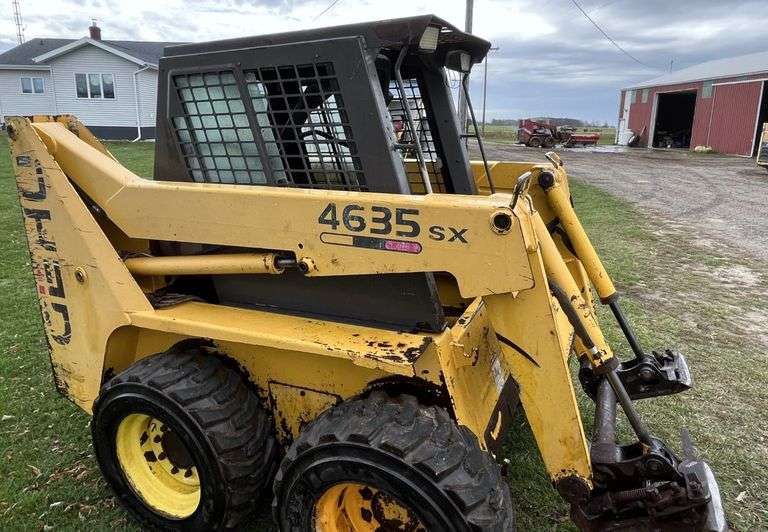 Gehl 4635 SX Skid Steer, (5760 Hours), New Tires, New Seat, TBar