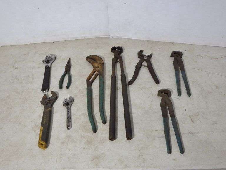 Nail Pullers, Adjustable Wrenches, Needle Nose Pliers. Location L1 Albrecht Auction Service