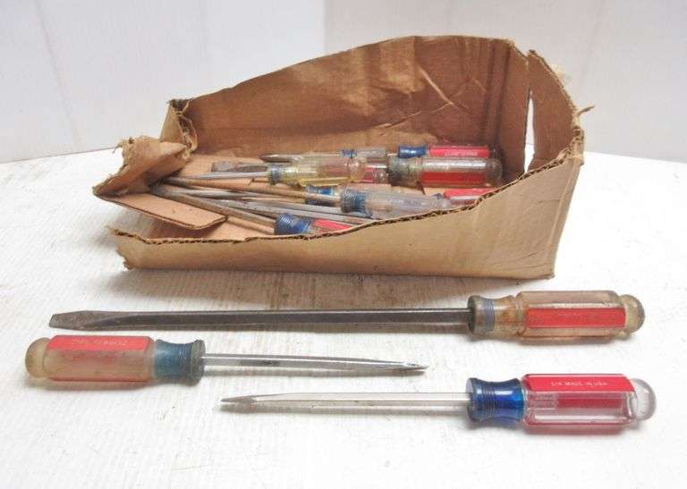 15Piece Craftsman screwdriver set Albrecht Auction Service