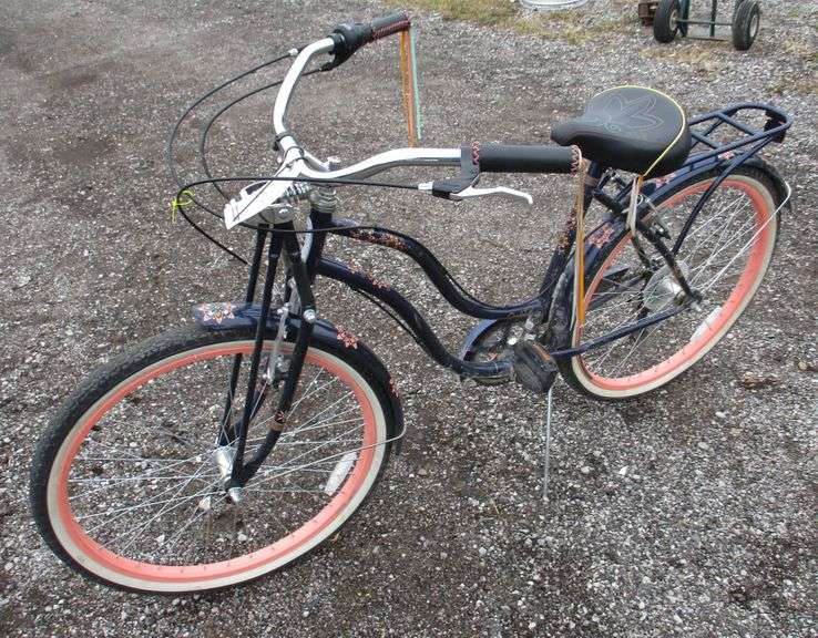 Schwinn "Condesa" women's cruiser bicycle, 26" rim, great condition