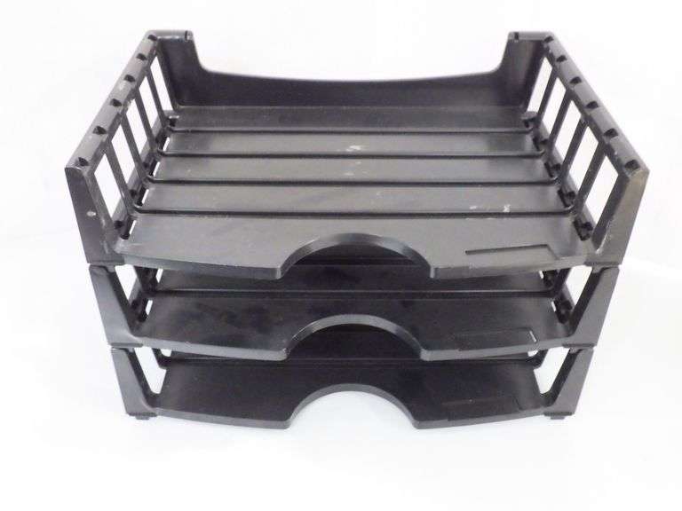 (4) Stackable plastic office trays Albrecht Auction Service