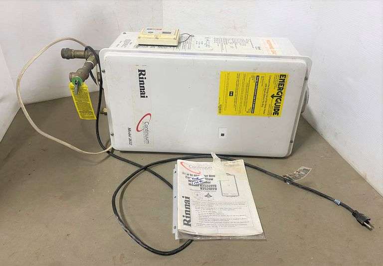 Rinnai On Demand water heater, new, never hooked up, includes users