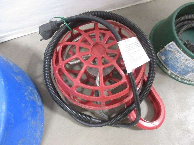 Stock tank heater, K&H Manufacturing, model 250 STH, 120V, 60 Hz, 250W