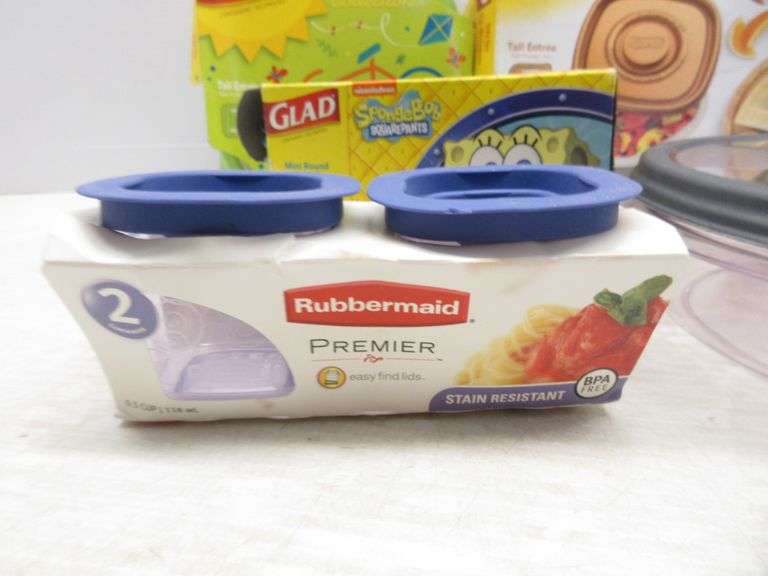 Assortment of Rubbermaid takealongs containers, Glad containers, Ziploc