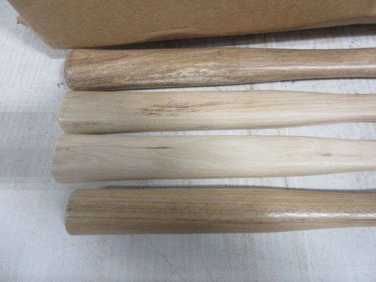 (32) Assorted wooden hammer handles Albrecht Auction Service