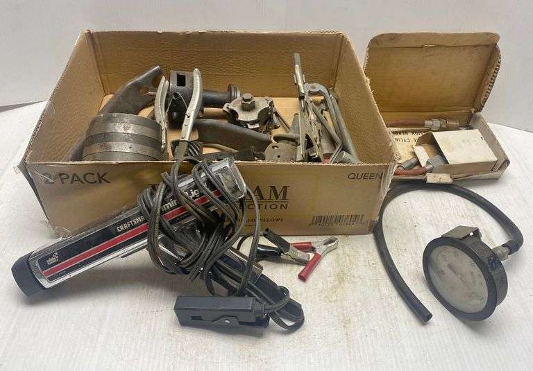 Auto tools, includes Vacuum gauge, compression tester, 2Ring