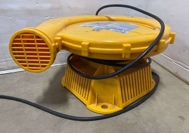 (2) Air blowers, both work Albrecht Auction Service