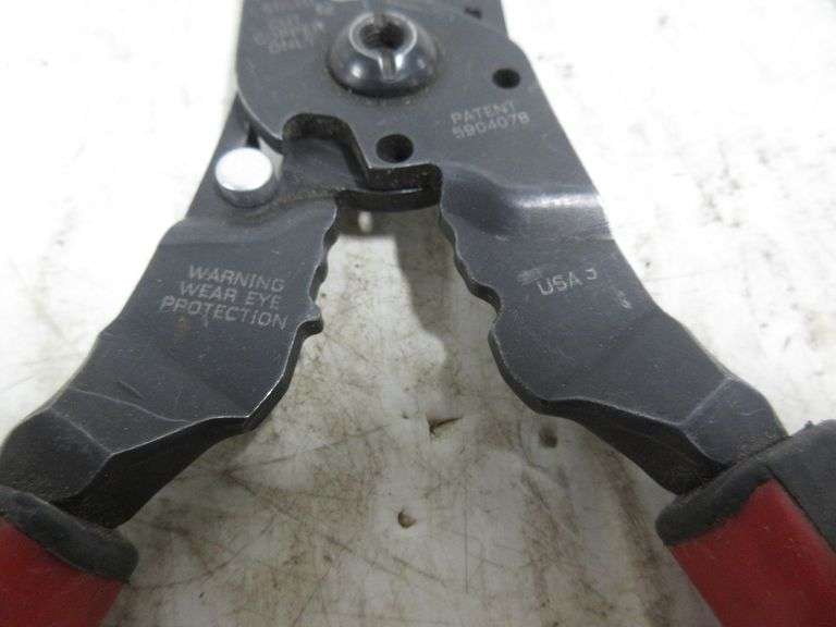 Snap On PWCS9 electrical pliers, strippers multi function, good