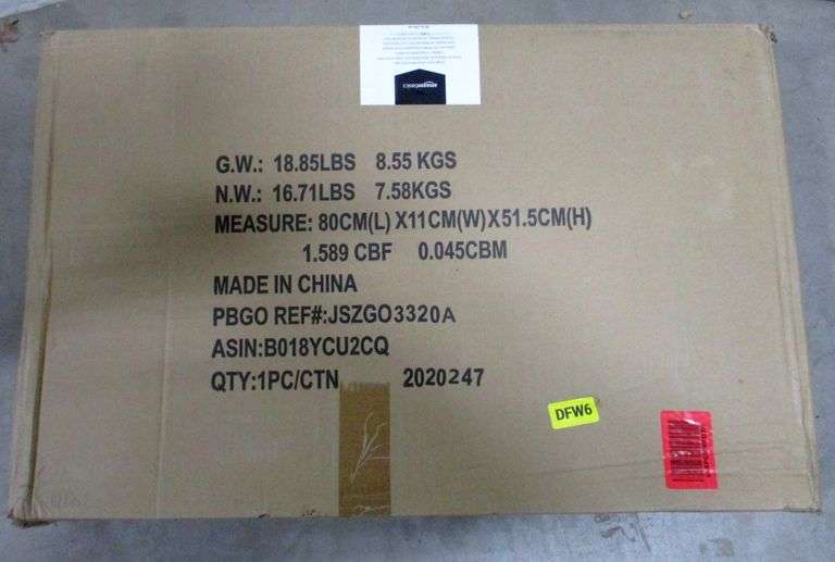 Medium size folding metal pet crate with divider and removable tray, 30