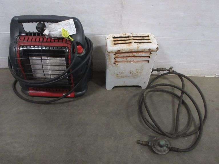 Mr. Heater Big Buddy heater, can use two 1 lb. cylinders or a 20 lb. tank, 4,000 to 18,000 BTU