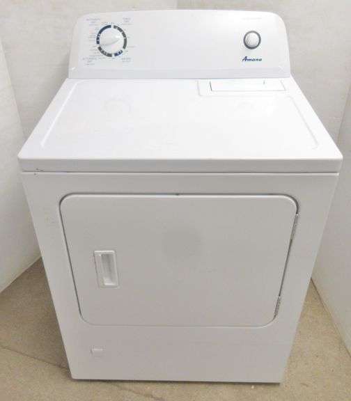 Amana dryer, 29"W, some scratches, very good condition, low use