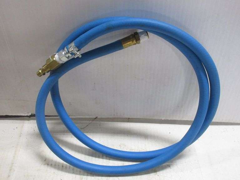 Air hoses, pressure checkers, and fittings Albrecht Auction Service