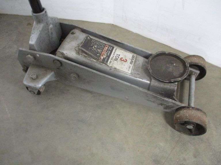 Sears 3ton floor jack, works great Albrecht Auction Service