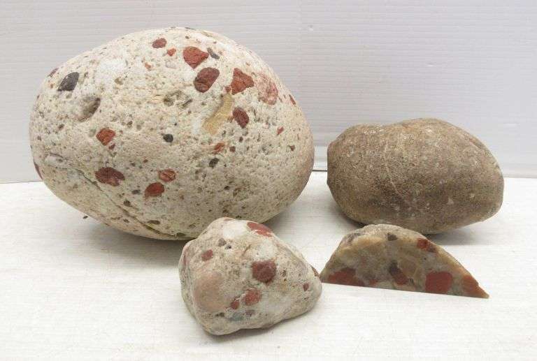 16 lbs. of pudding stones Albrecht Auction Service