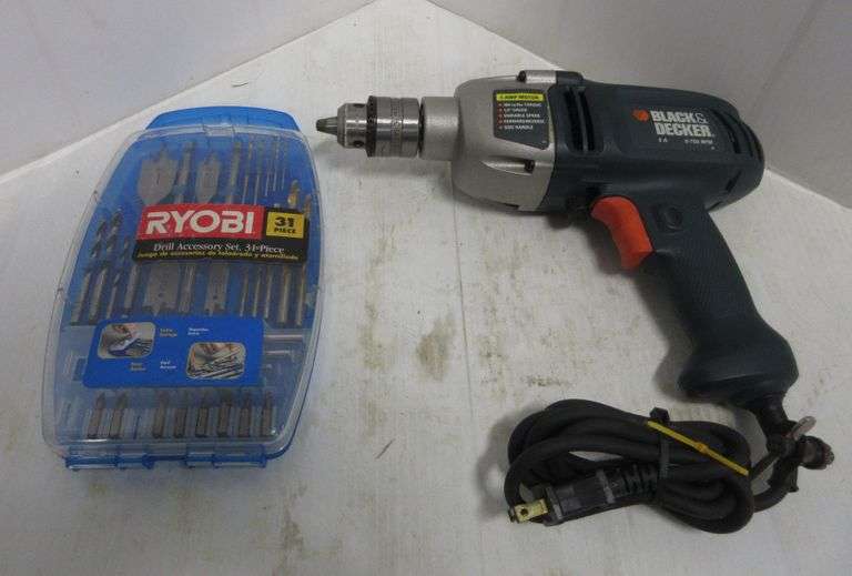 Black & Decker industrial drill with 5 AMP motor, ½” chuck, model no