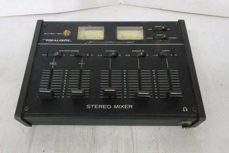 Realistic stereo Mixer, Model 321101A, features 2 microphone mixers