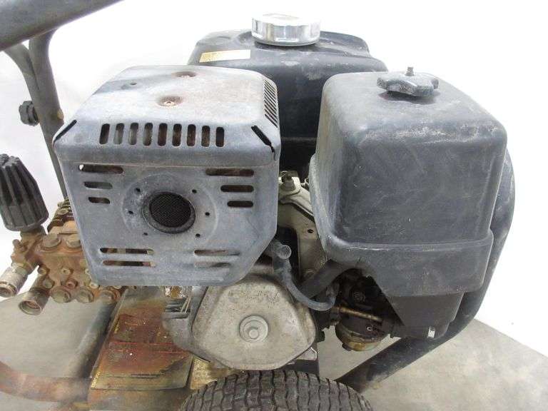 Honda high pressure washer, GX390 engine, in nice running condition